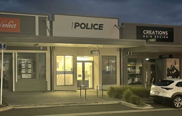 Locals concerned as an Auckland police station 'always seems closed'