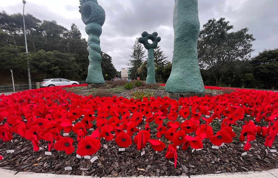 Titirangi community comes together for first Anzac parade in three years