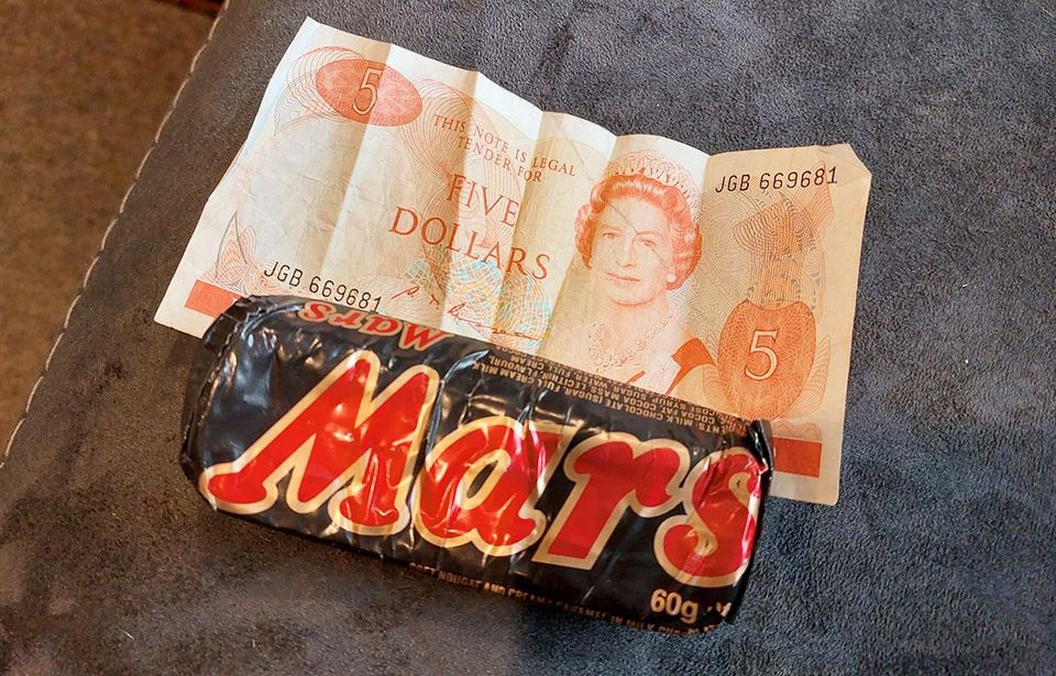 Thirty-three-year-old chocolate bar a bonus find for op shopper 