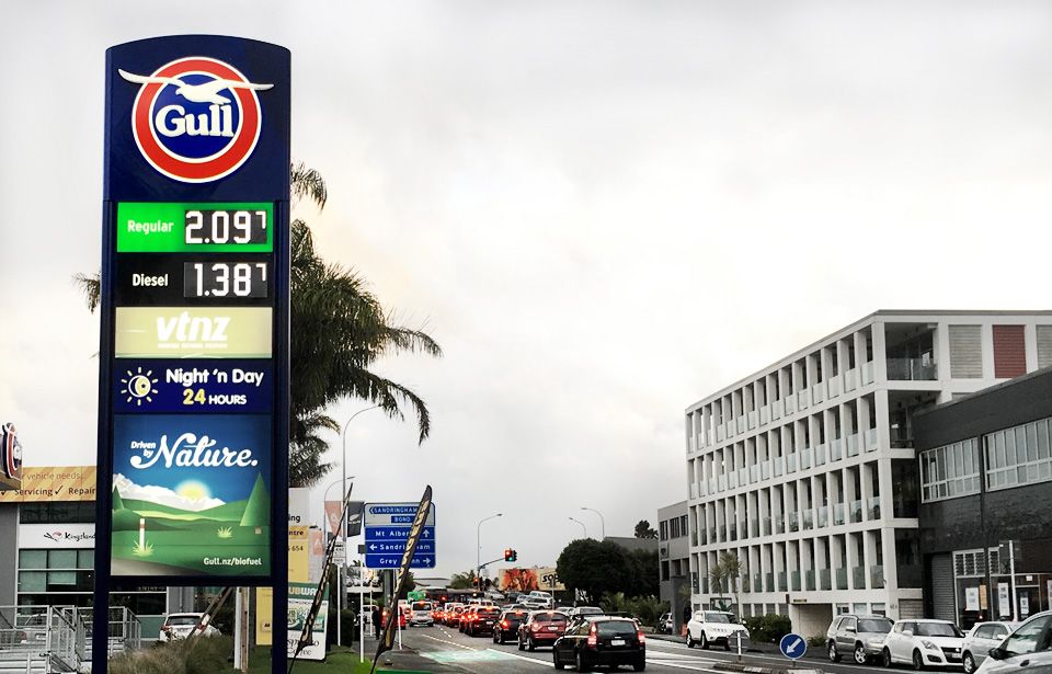 Alarming fuel prices impact University students in Auckland