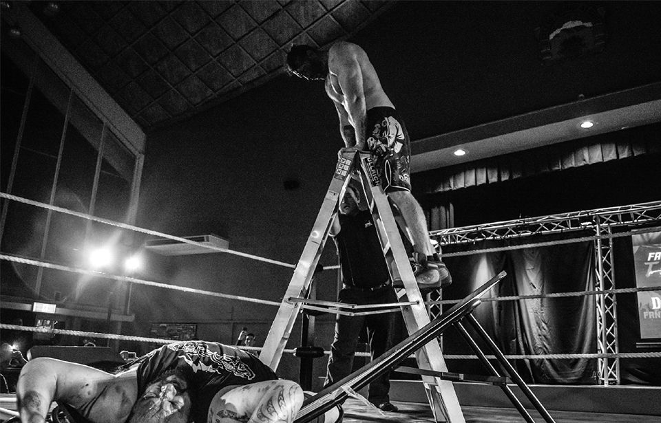 Pro-wrestling where fans bring the weapons